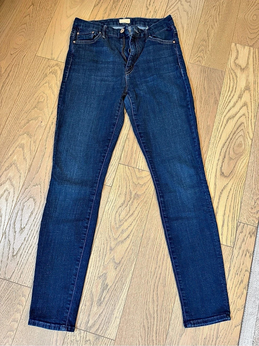 MOTHER High Waisted Looker in Clean Sweep